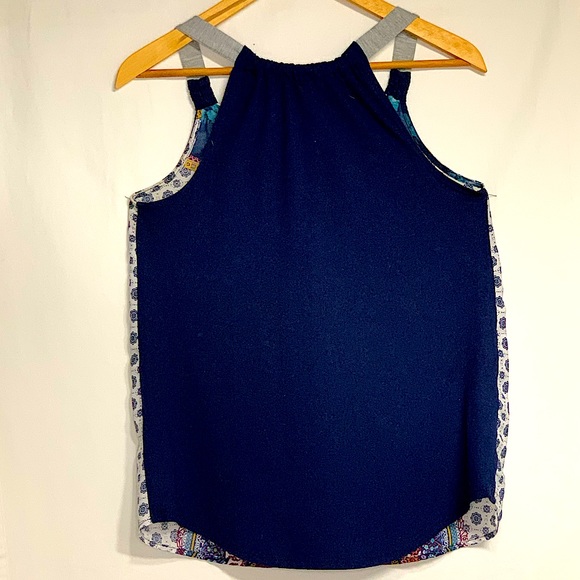 Light and airy tank top. - Picture 2 of 2